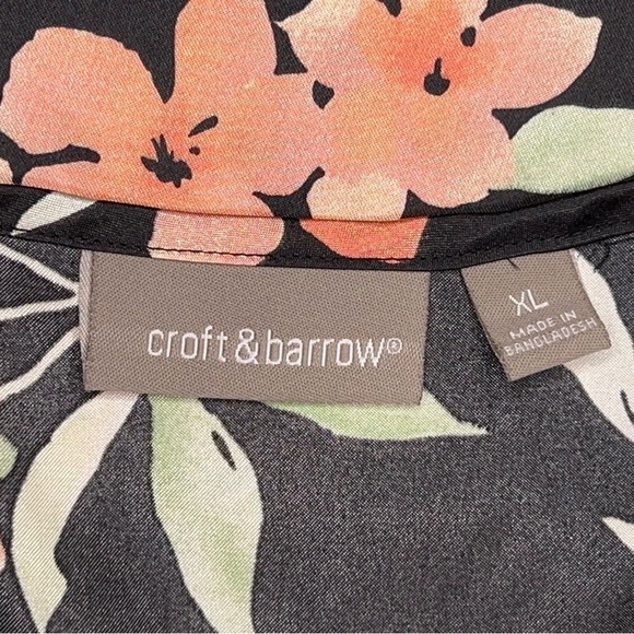L VINTAGE CROFT AND BARROW BLACK PEACH FLORAL SATIN SLEEVELESS - Picture 10 of 12